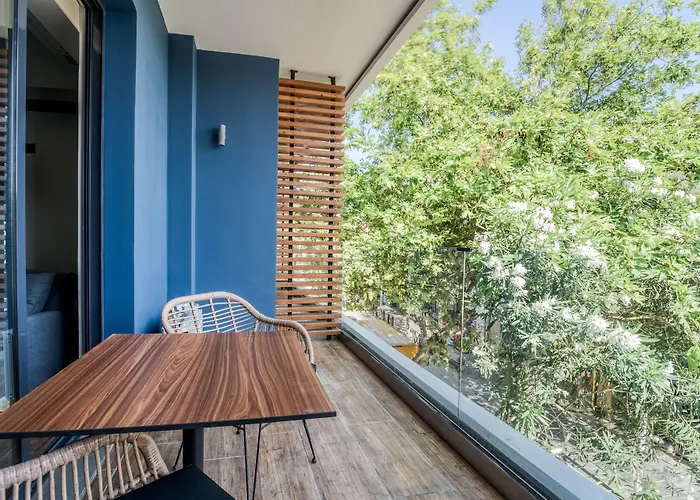 Island City Boutique Hotel